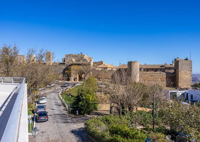 Casa Xanadu Carmona - Stylish Villa With Rooftop Terrace And Stunning Views Of Parador